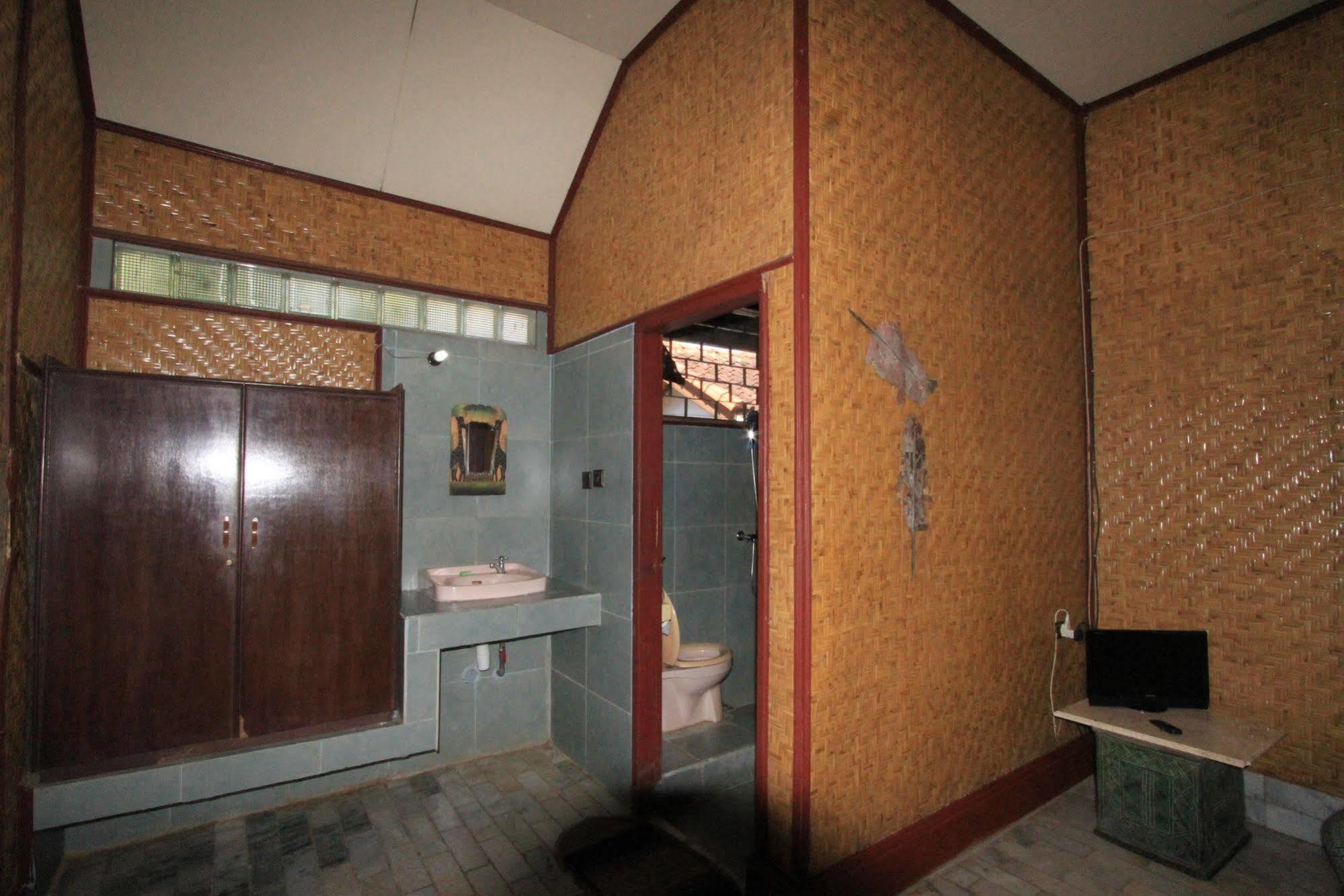 Hotel Bumi Aditya Senggigi Ngoại thất bức ảnh