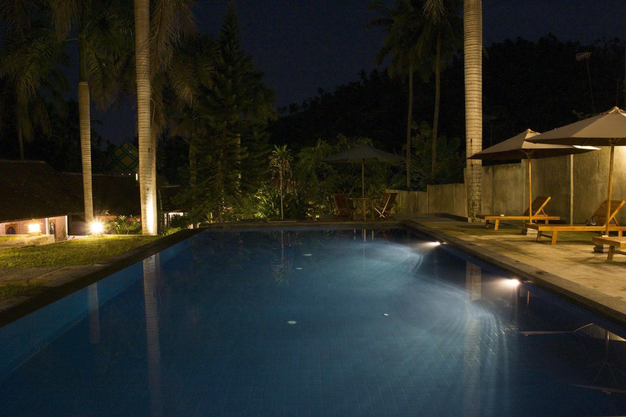 Hotel Bumi Aditya Senggigi Ngoại thất bức ảnh