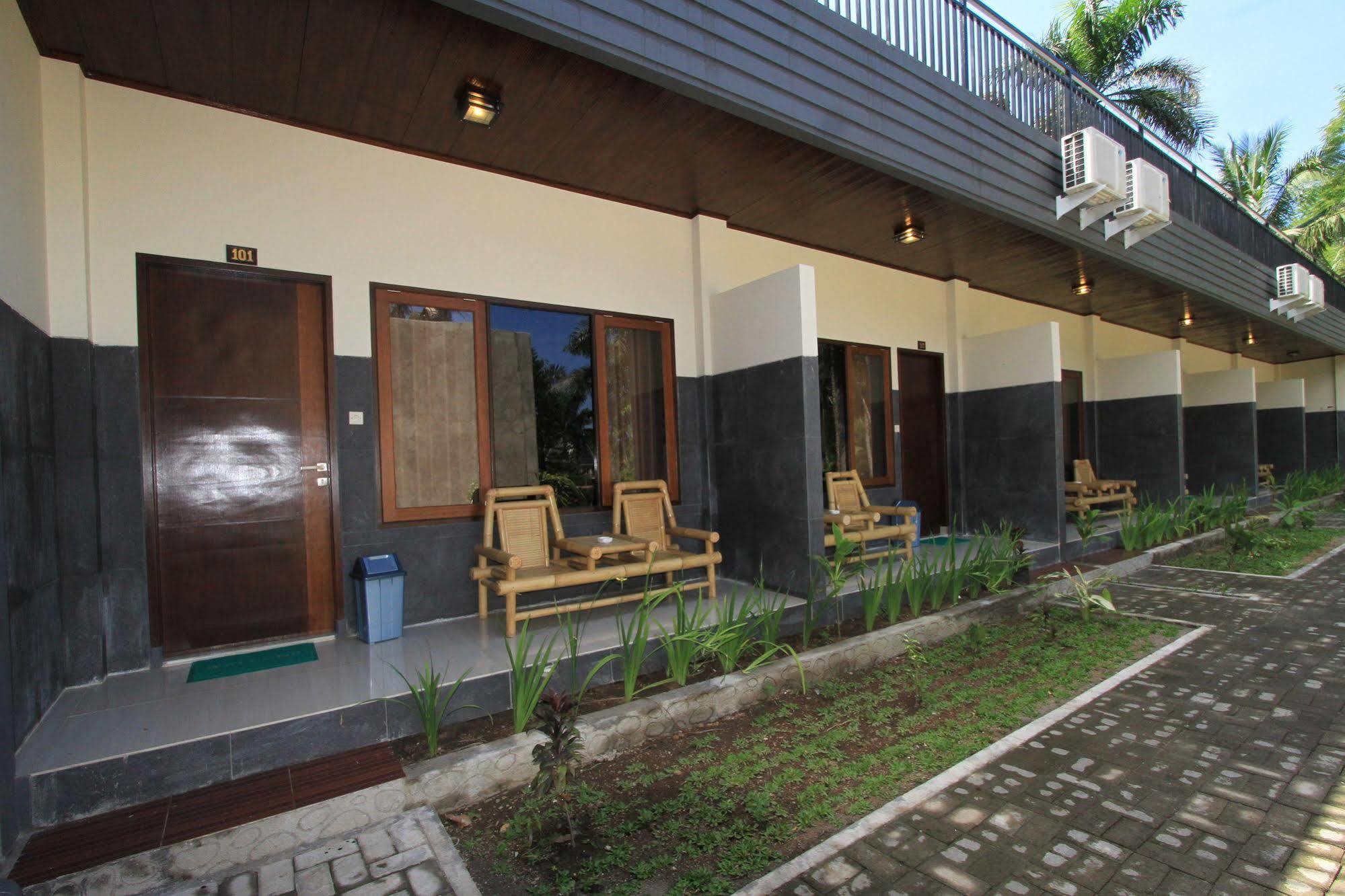 Hotel Bumi Aditya Senggigi Ngoại thất bức ảnh